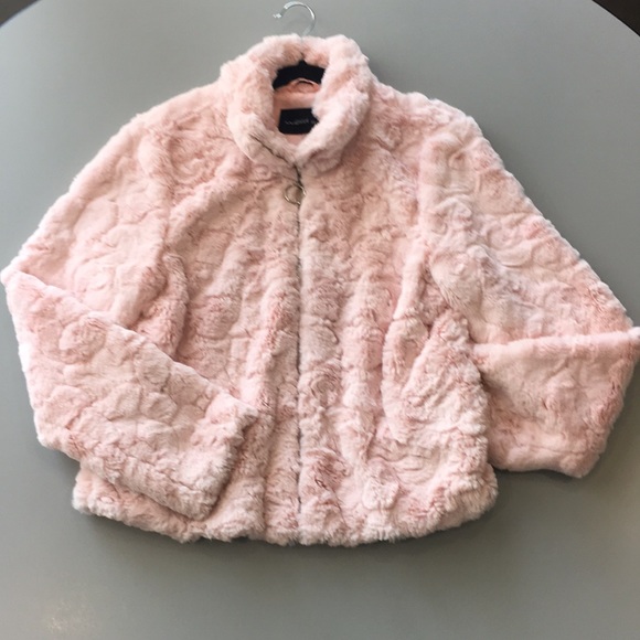 MOVING SALE! Mustard Seed Faux Fur Pink Jacket - Picture 4 of 11